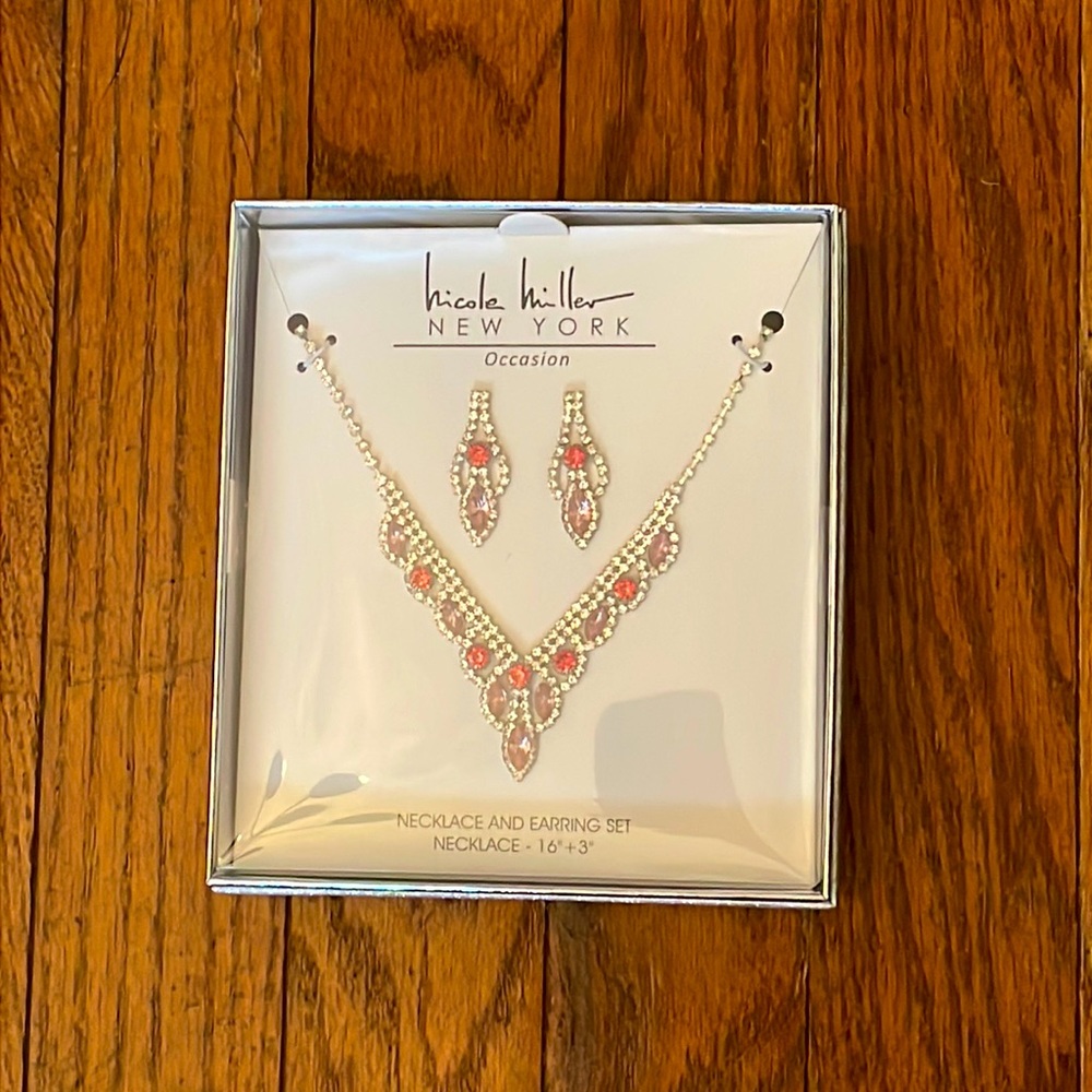 Pink necklace and earring set
